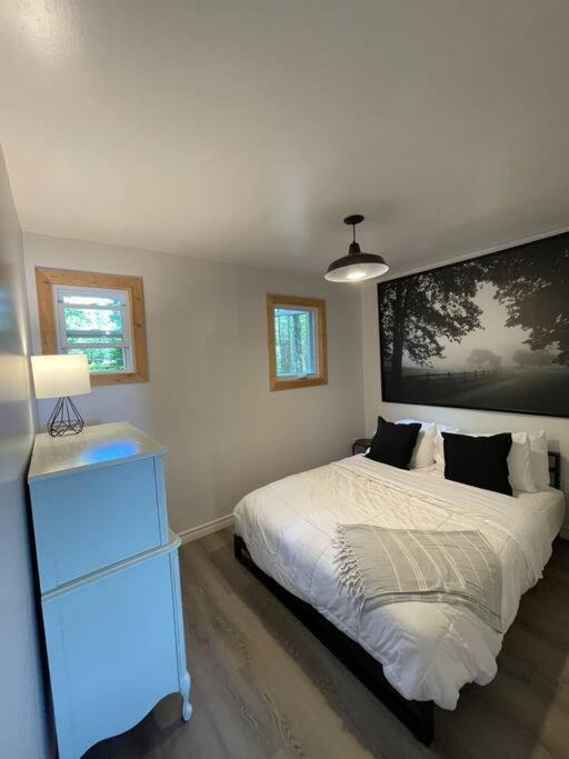 Leland'S Lakehouse 울프빌 외부 사진